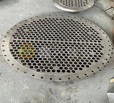 钛管板
